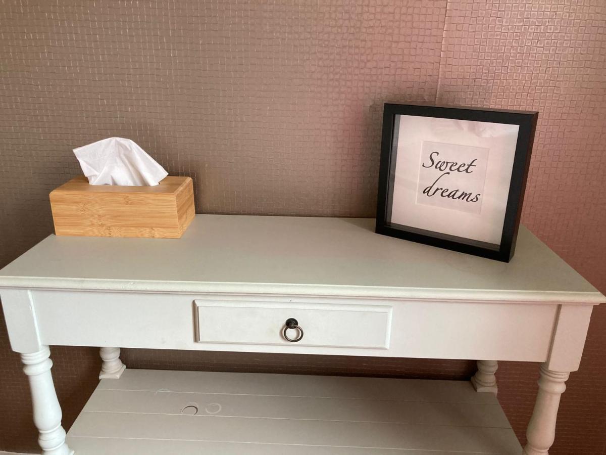 Rustig Appartement In Het Groen Met Terras Kontich エクステリア 写真
