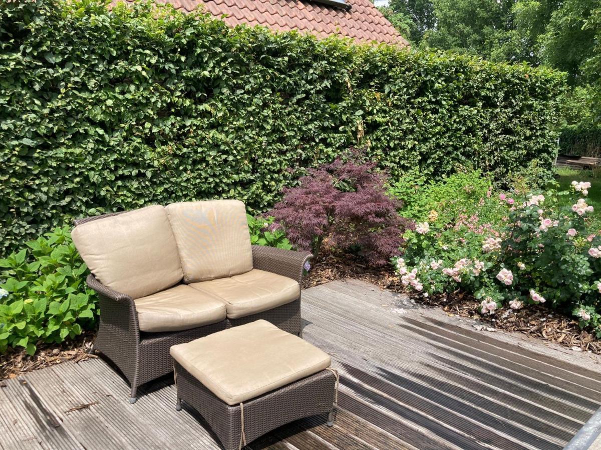 Rustig Appartement In Het Groen Met Terras Kontich エクステリア 写真